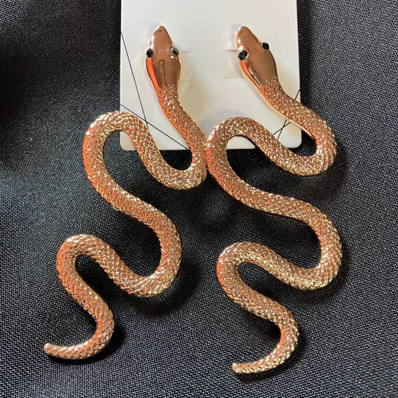 New Aldo Gold Toned Black Onyx Gemstone Eyed Coiled Snake Earrings (0.8oz total) - Picture 1 of 6